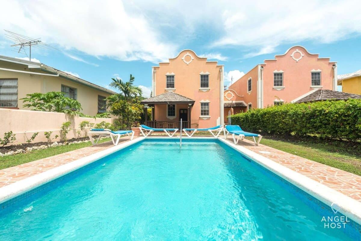 2-Story Townhome With Private Pool, Ideal For Group! Christ Church Exteriér fotografie