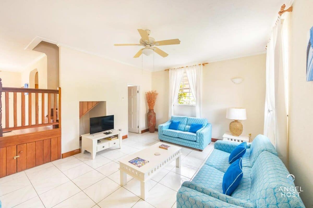 2-Story Townhome With Private Pool, Ideal For Group! Christ Church Exteriér fotografie