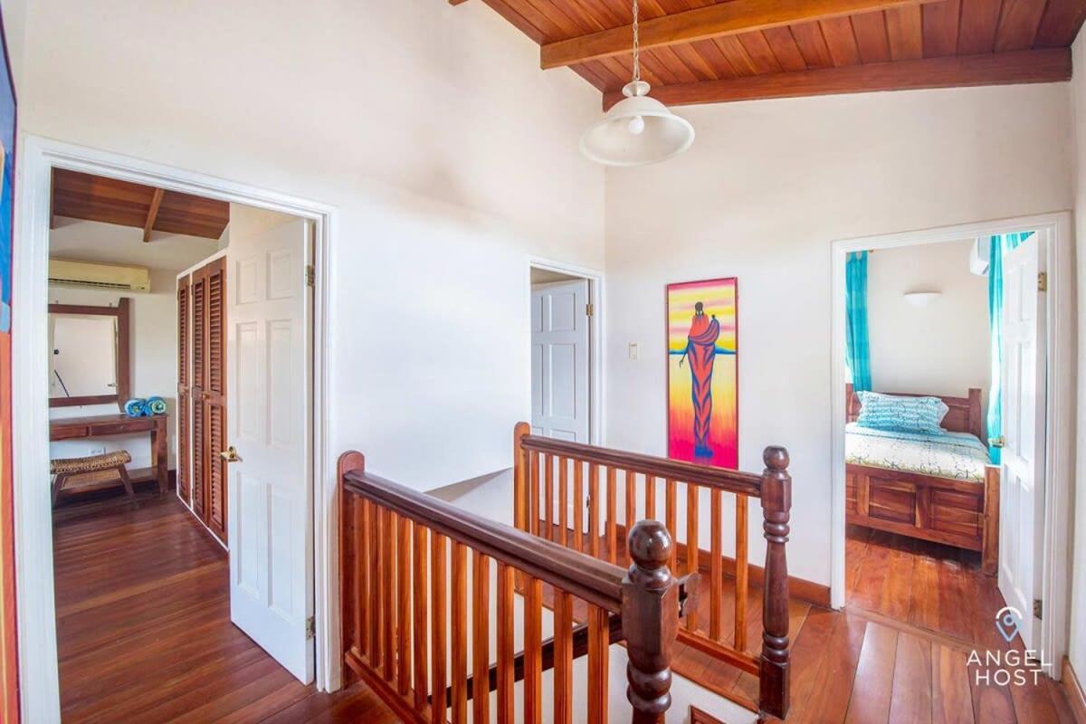 2-Story Townhome With Private Pool, Ideal For Group! Christ Church Exteriér fotografie