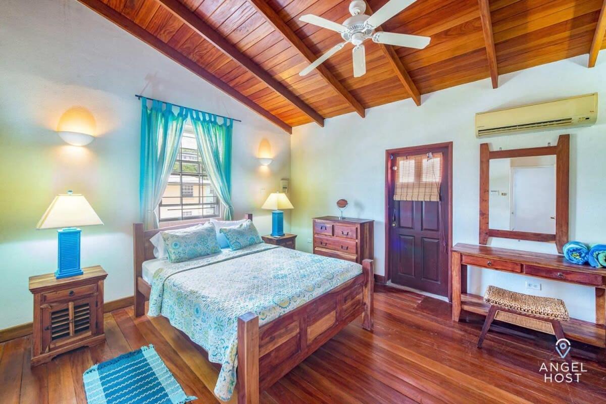 2-Story Townhome With Private Pool, Ideal For Group! Christ Church Exteriér fotografie