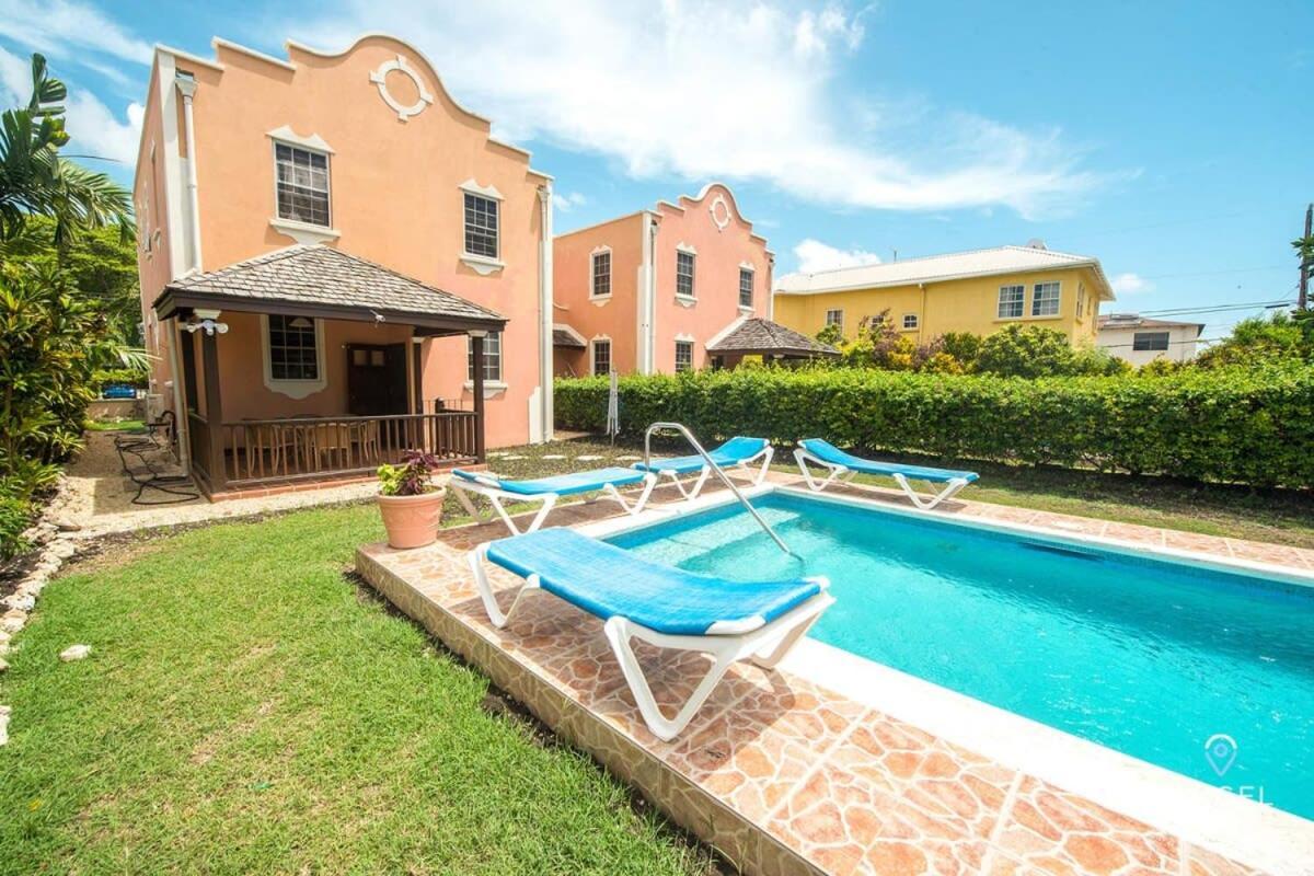 2-Story Townhome With Private Pool, Ideal For Group! Christ Church Exteriér fotografie